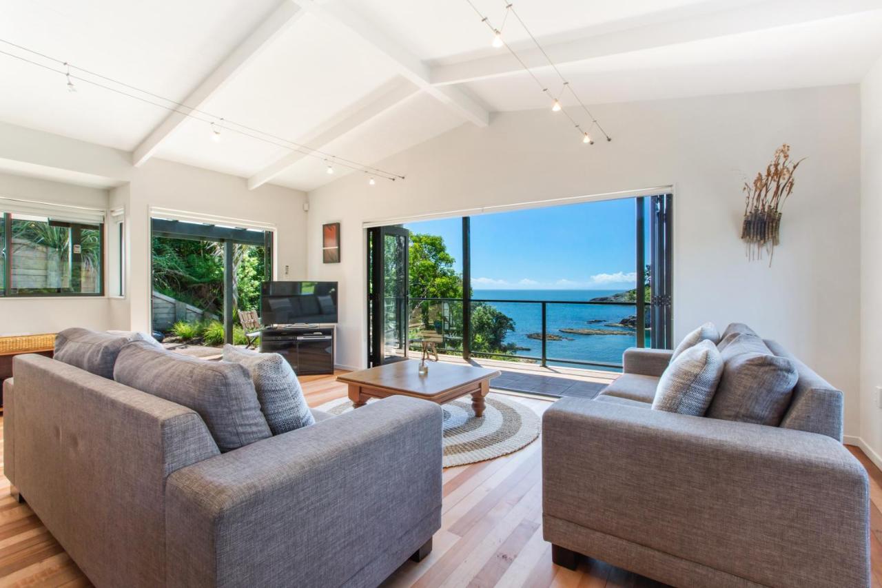Beachfront Enclosure Bay - Waiheke Unlimited Oneroa Екстериор снимка